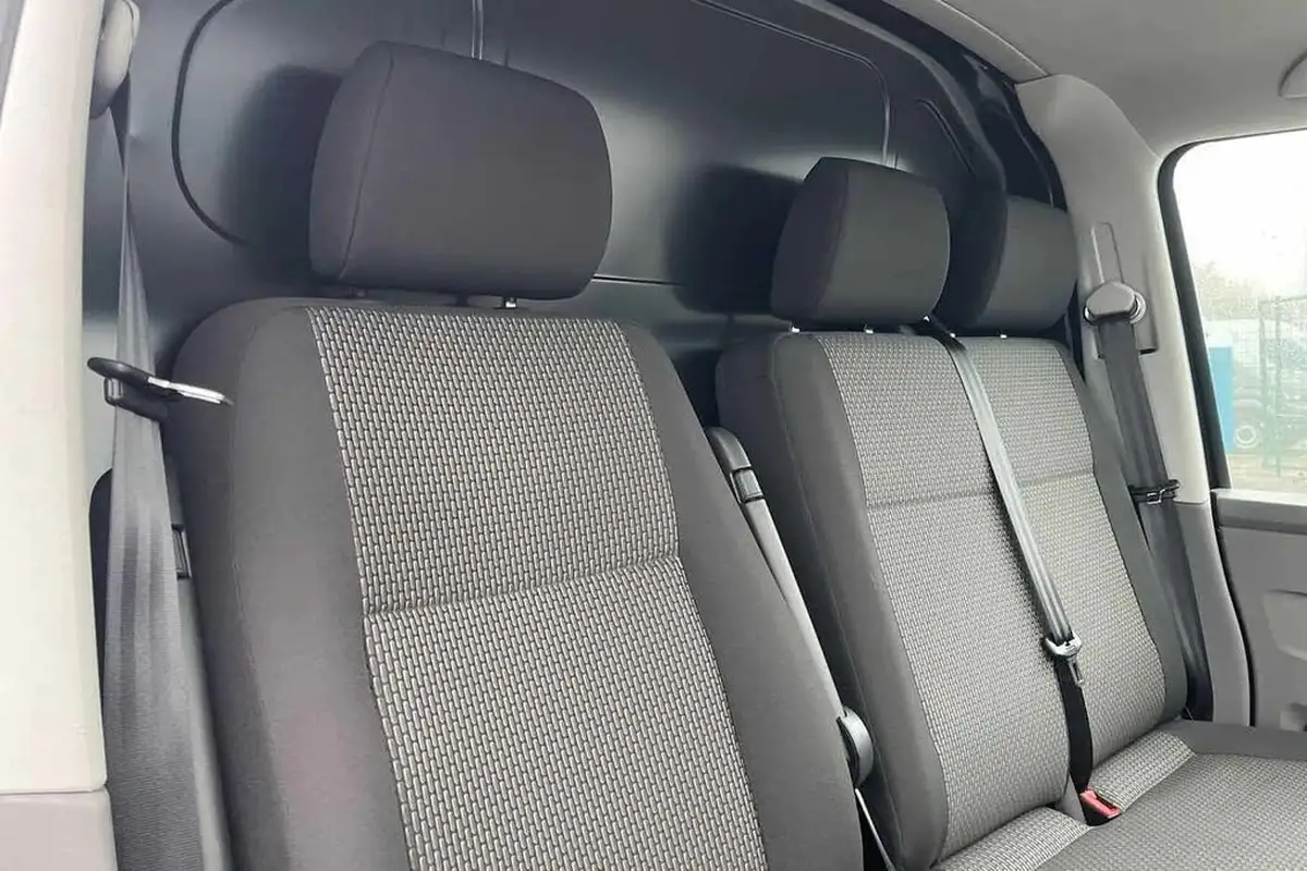 2024-volkswagen-transporter-big-19