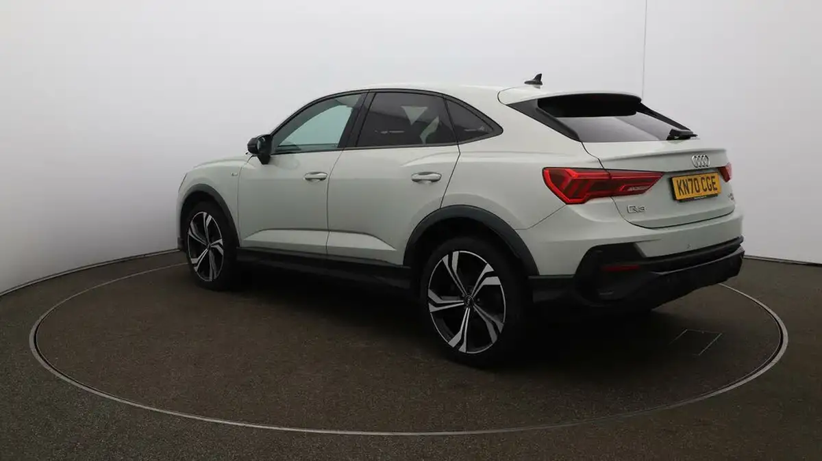 2020-audi-q3-20-45-tfsi-edition-1-sportback-big-5
