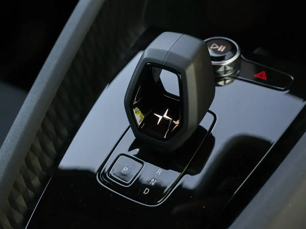 2021-polestar-polestar-2-e-ps2-165kw-standard-single-big-10