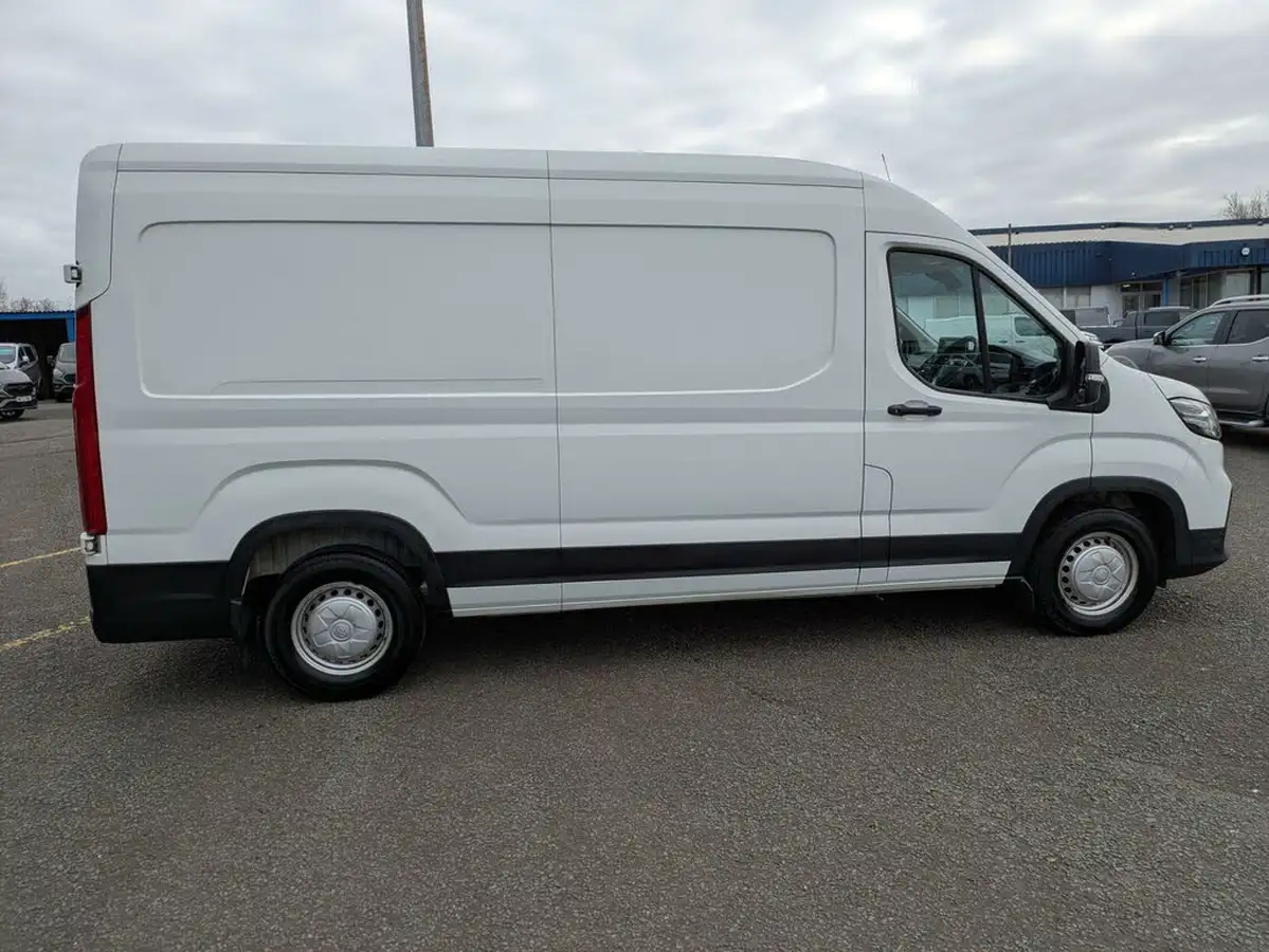 2022-maxus-deliver-9-20tdi-l3h2-big-6