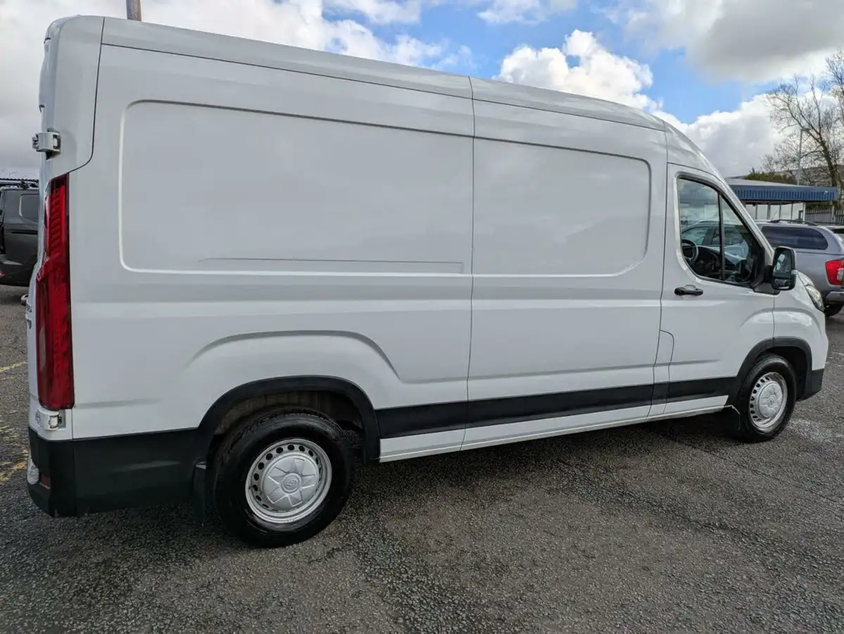 2023-maxus-deliver-9-big-6