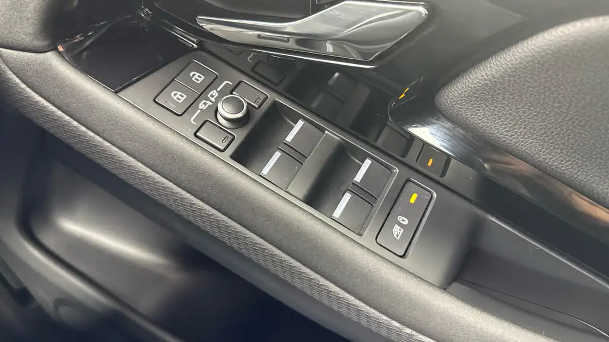 2021-land-rover-range-rover-evoque-20-d165-r-dynamic-s-awd-auto-big-21