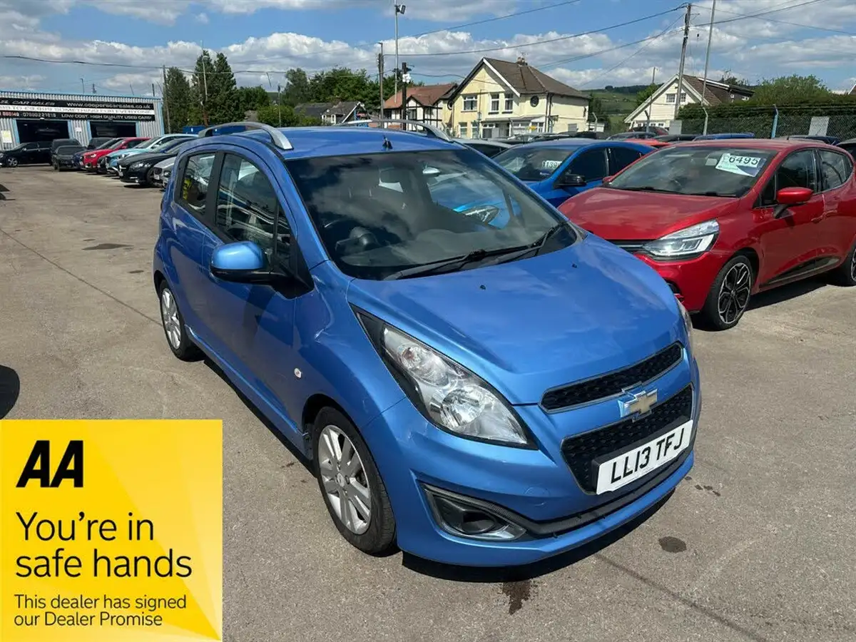 2013-chevrolet-spark-12-ltz-big-0