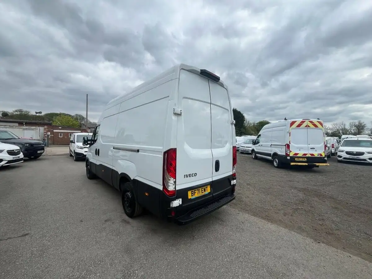 2021-iveco-daily-s-class-23td-35s14v-business-3520mm-h2-136pseu6dt-big-7
