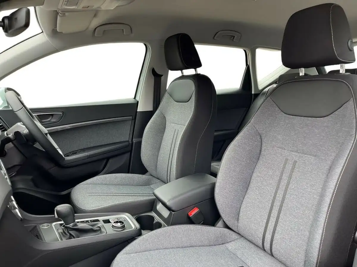 2025-seat-ateca-15-ecotsi-se-technology-dsg-big-9