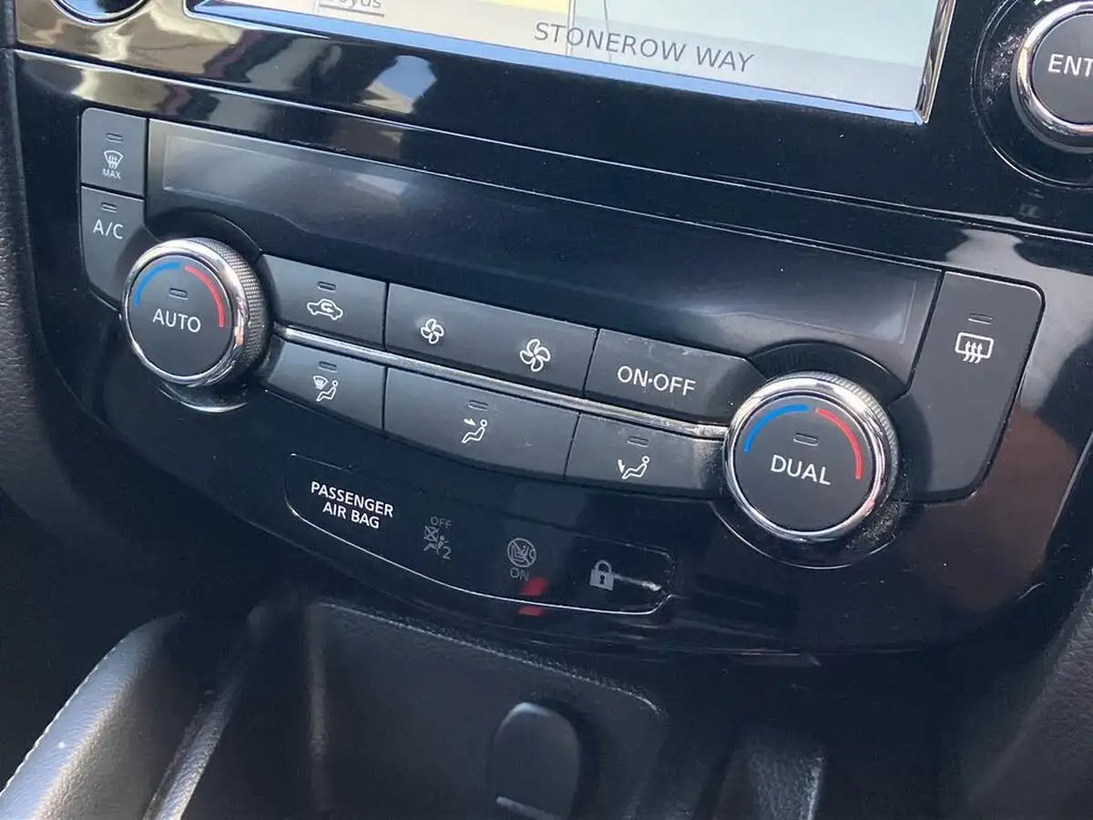 2018-nissan-qashqai-12-dig-t-n-connecta-big-13