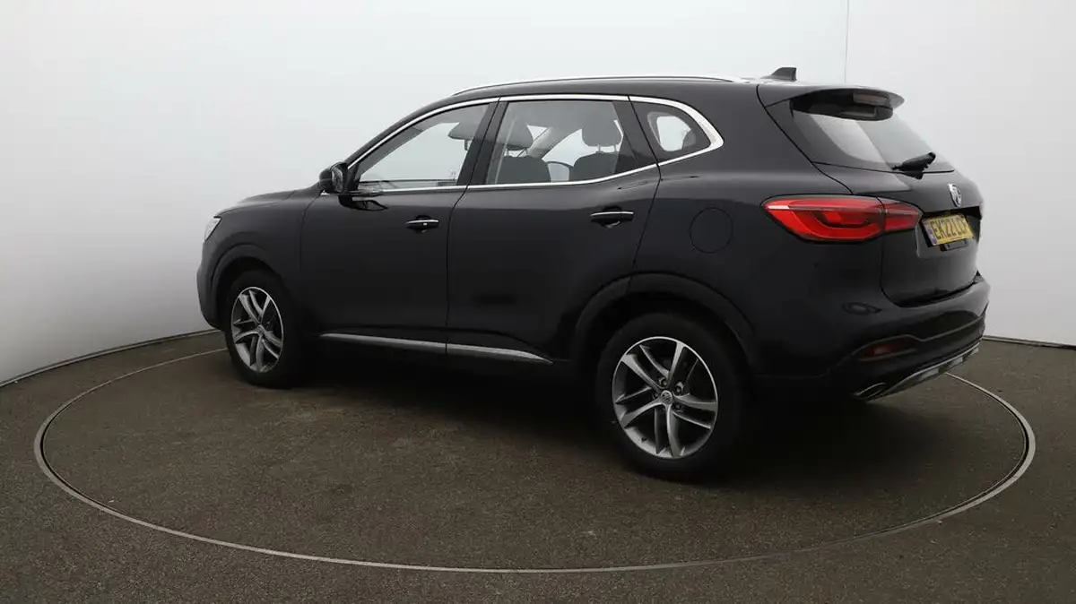 2022-mg-hs-15t-gdi-excite-162ps-big-32