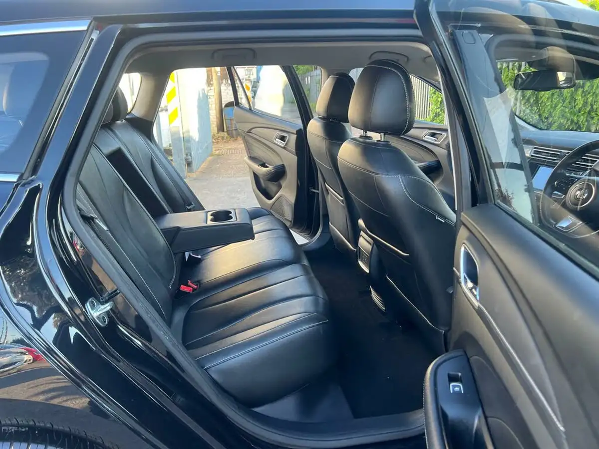 2021-mg-mg5-e-exclusive-ev-long-range-big-16