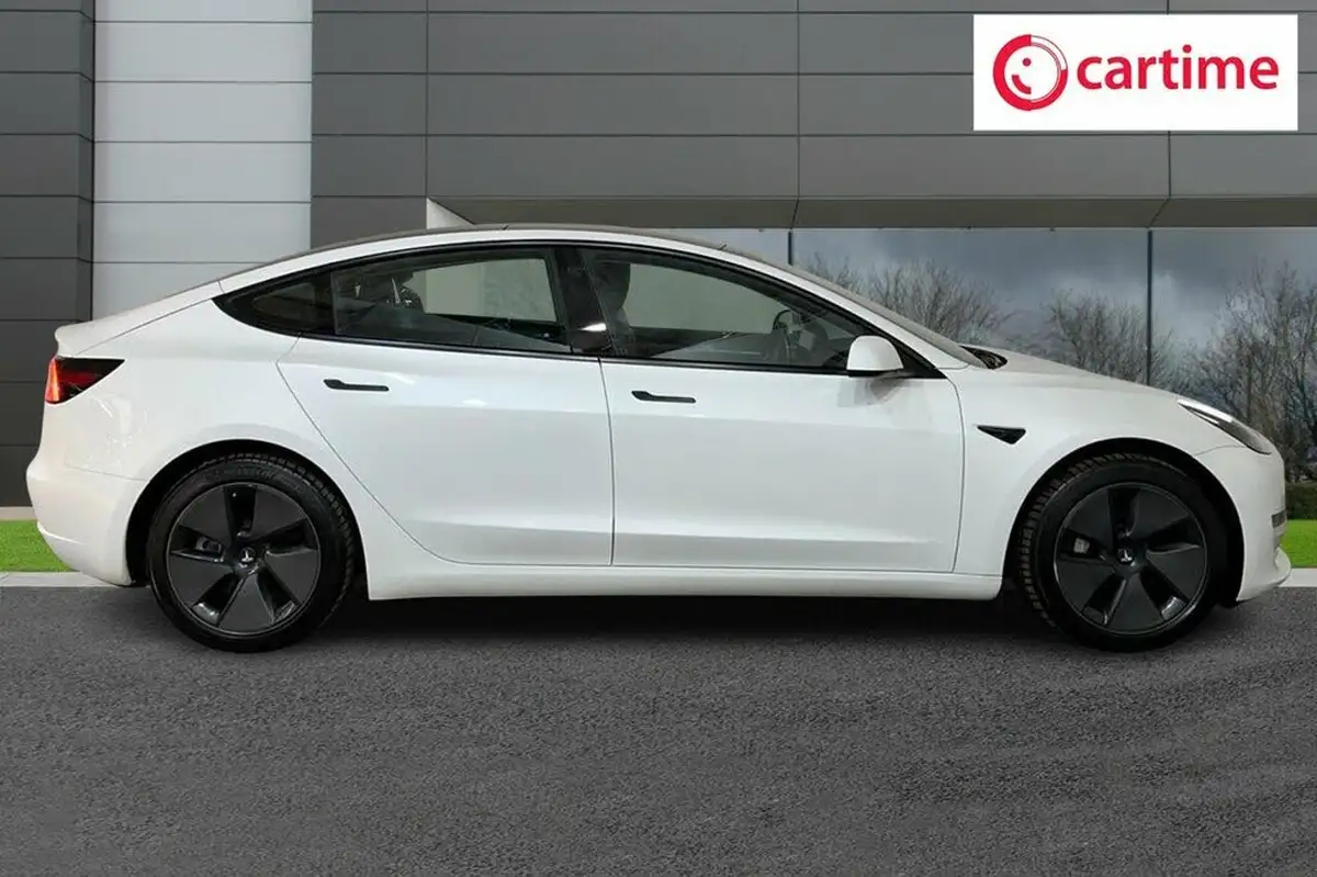2021-tesla-model-3-e-long-range-4x4-big-1