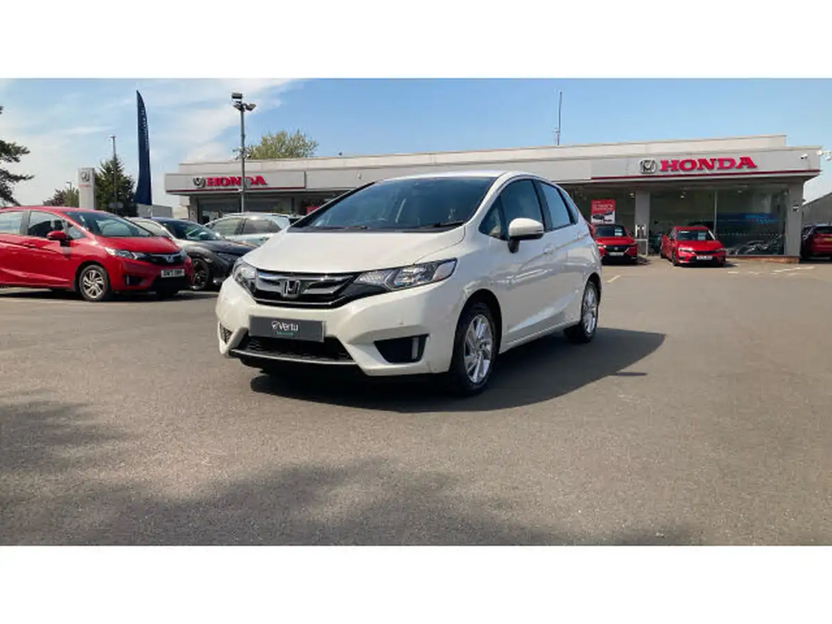 2015-honda-jazz-13-i-vtec-se-big-43