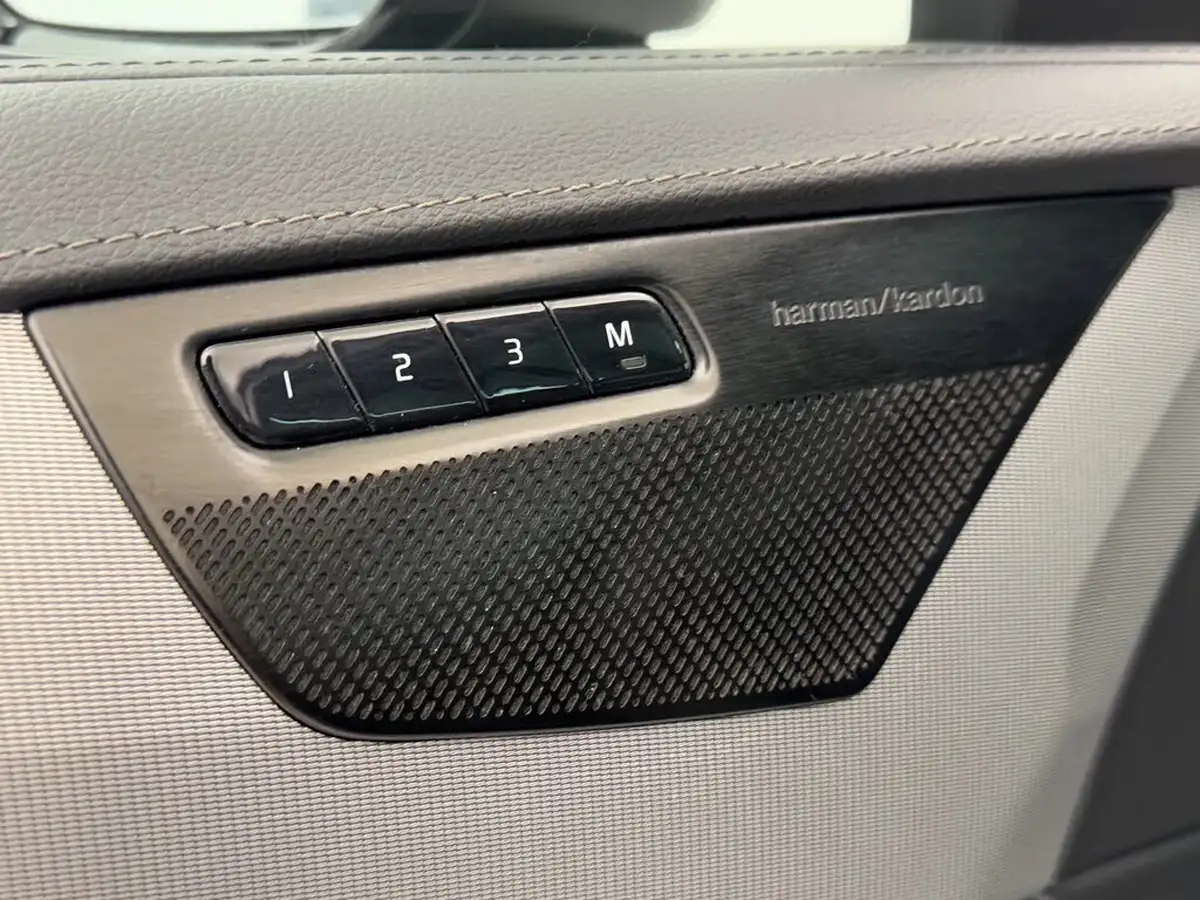 2022-volvo-xc90-20td-b5-plus-big-21