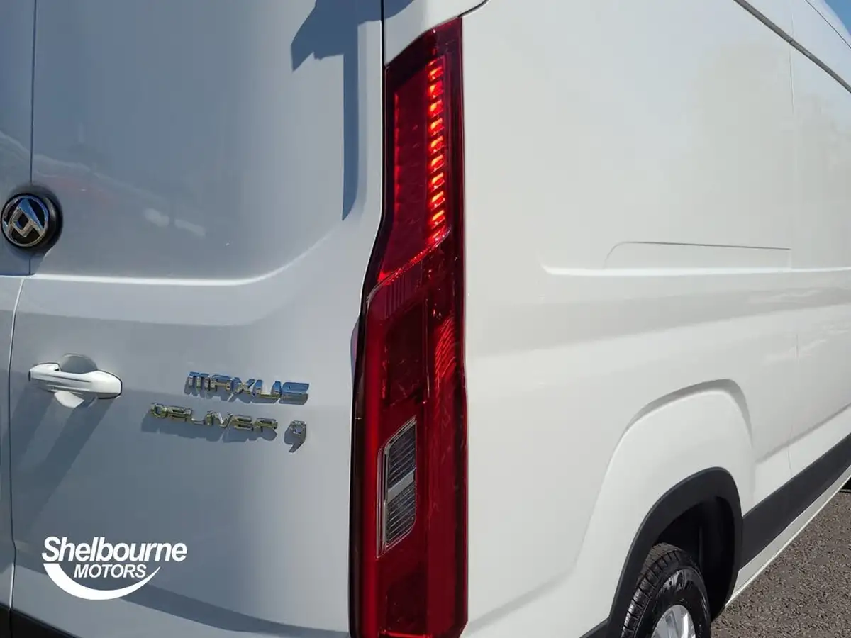2025-maxus-deliver-9-20tdi-l3h2-lh-lux-big-21