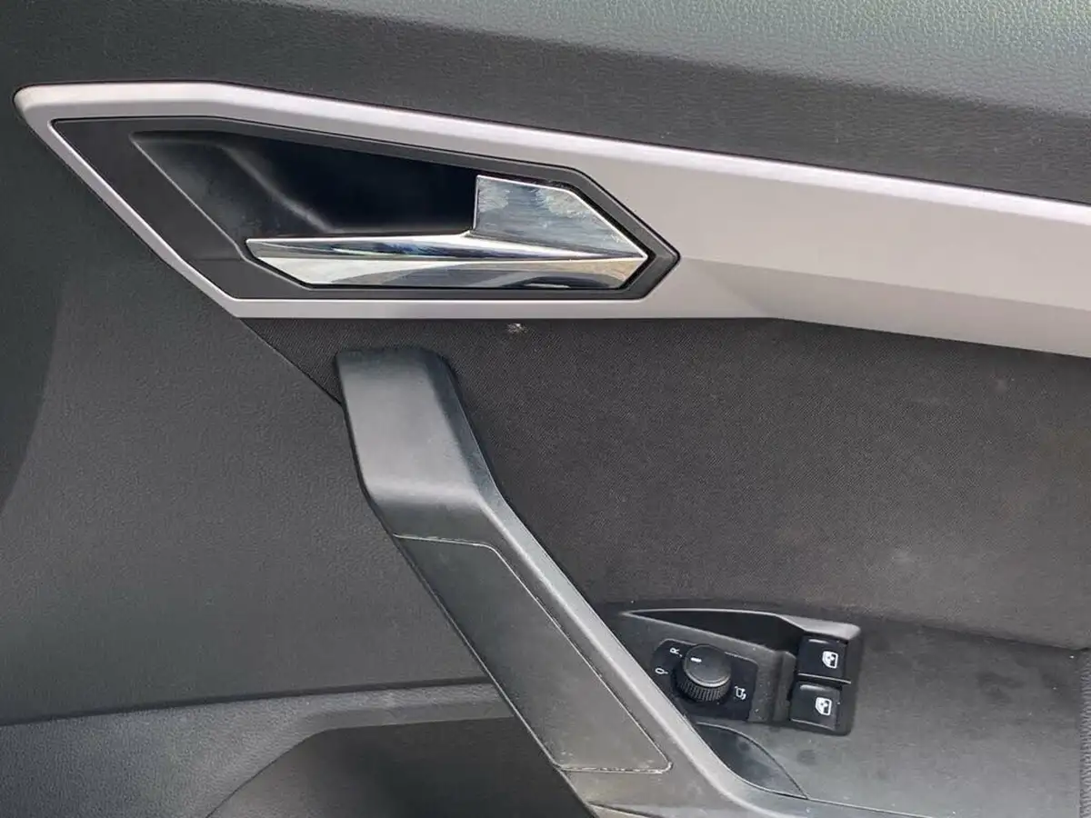 2020-seat-ibiza-10-tsi-fr-115ps-big-17