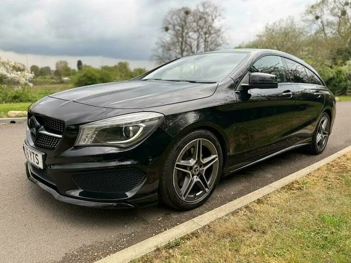 2016-mercedes-benz-cla-21d-cla220-amg-sport-ss-shooting-brake-5d-big-6