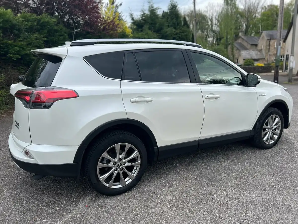 2016-toyota-rav4-25-vvt-i-excel-tss-navi-cvt-big-4