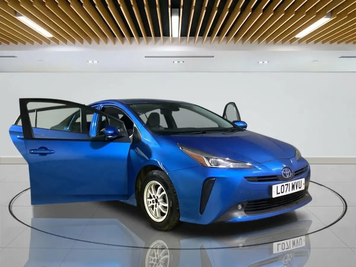 2022-toyota-prius-18-vvt-i-business-edition-big-10