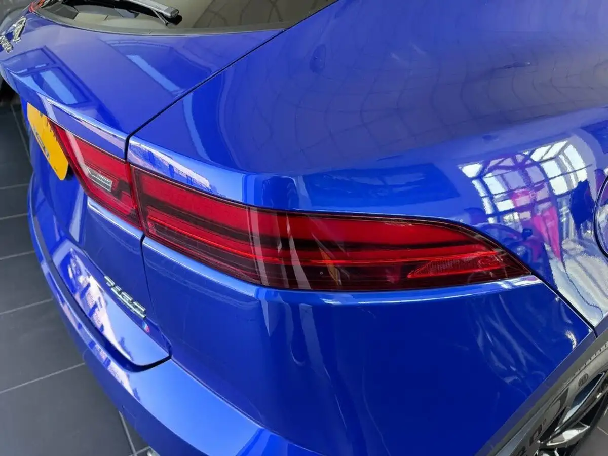 2018-jaguar-e-pace-20-i4d-s-awd-ss-auto-big-60