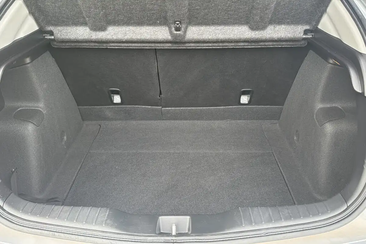 2017-honda-civic-18-i-vtec-se-plus-navi-ss-hatchback-big-18