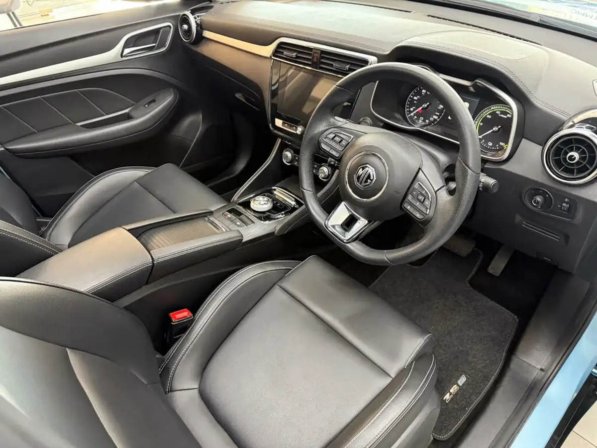 2021-mg-zs-suv-e-exclusive-ev-big-11