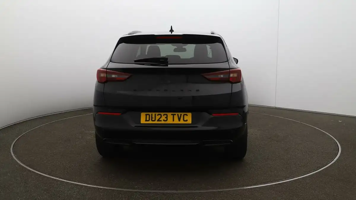 2023-vauxhall-grandland-12-gs-130ps-big-55