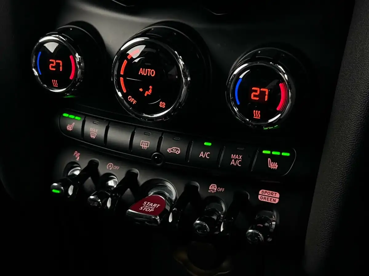 2020-mini-cooper-20-john-cooper-works-gp-pack-hatchback-3d-auto-big-35