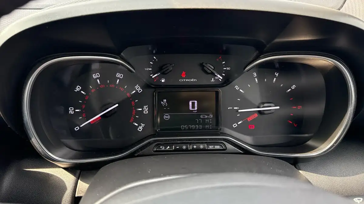 2019-citroen-c3-aircross-12-puretech-flair-82ps-big-12