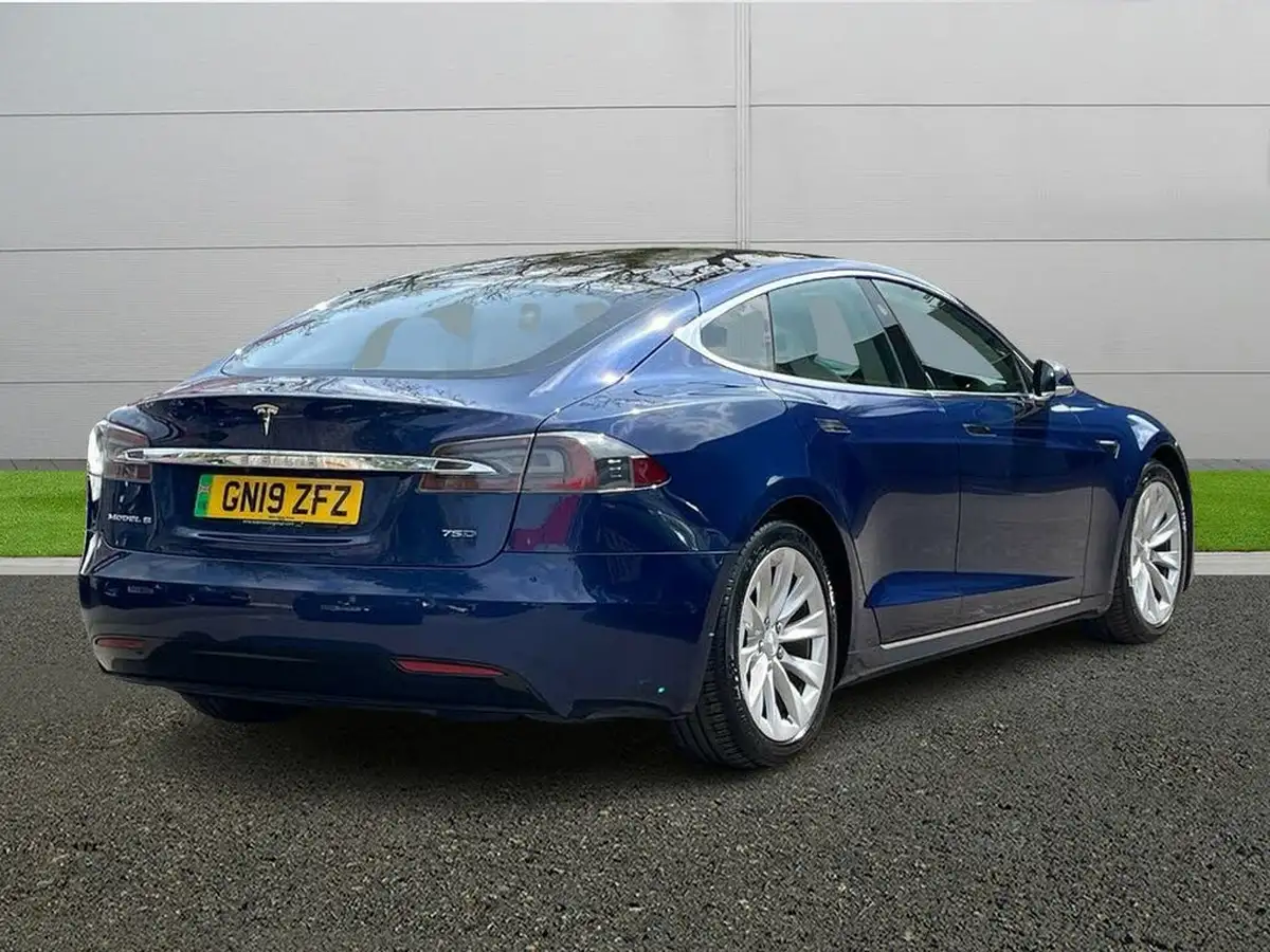2019-tesla-model-s-e-75d-big-6