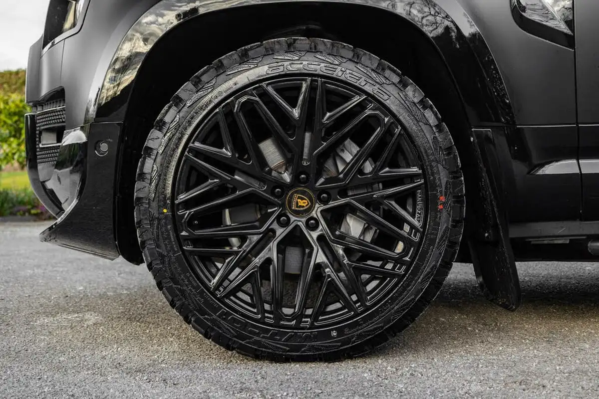 2023-land-rover-110-defender-30-d250-x-dynamic-se-big-19