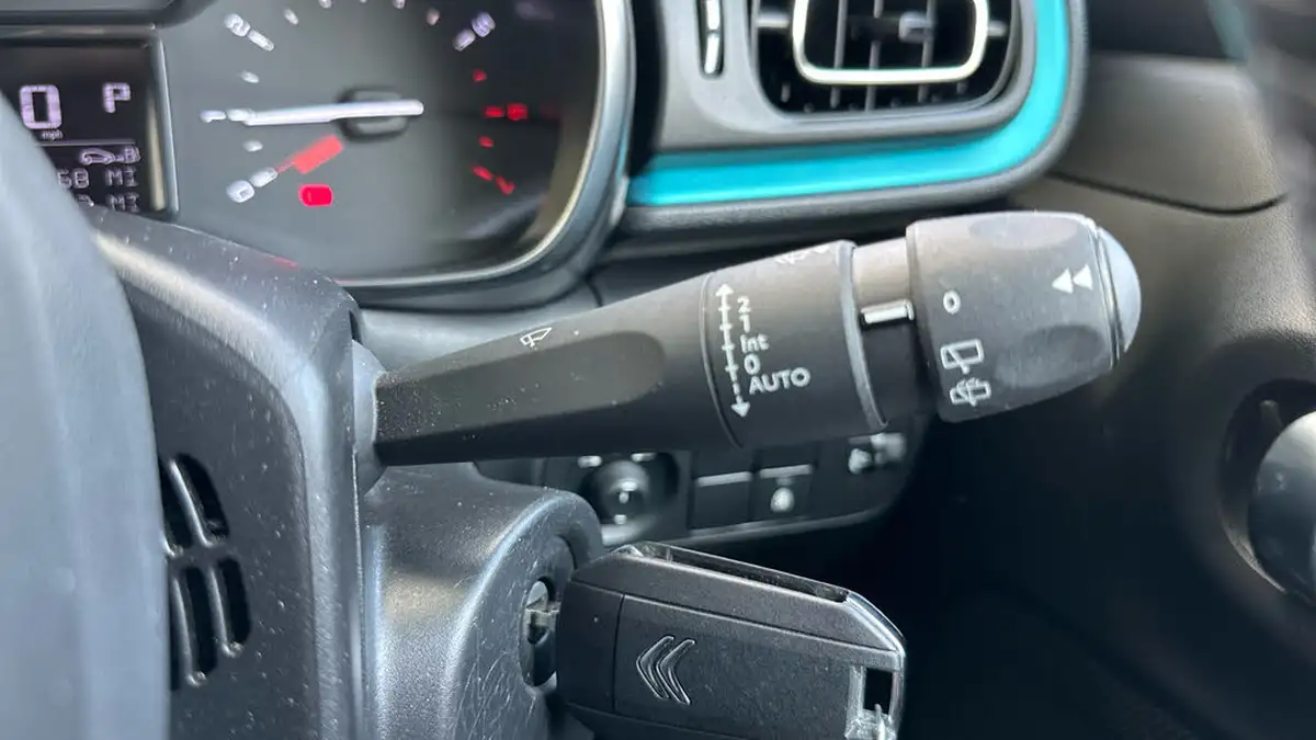 2022-citroen-c3-12-puretech-shine-plus-110ps-ss-eat6-big-27