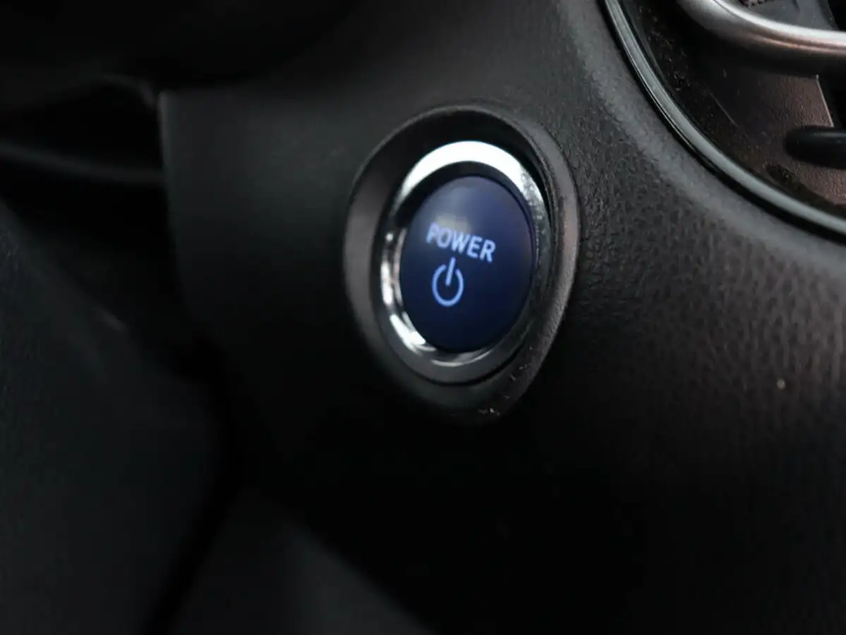 2022-toyota-c-hr-18-vvt-i-icon-big-28