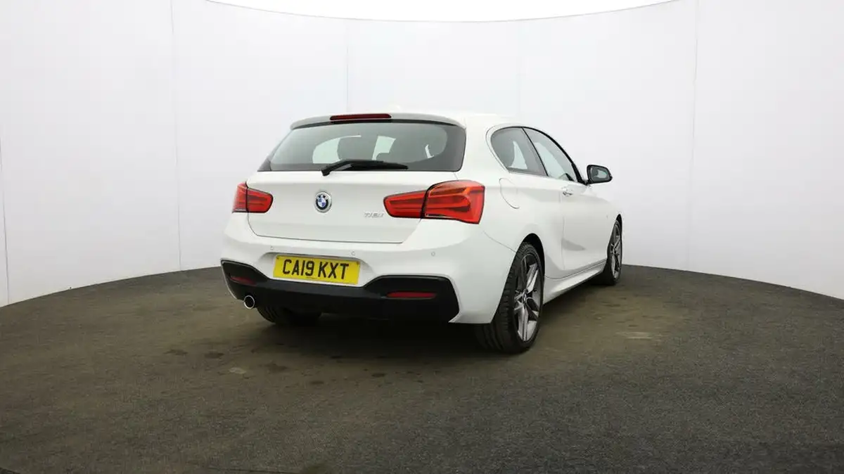 2018-bmw-1-series-15-118i-m-sport-3d-big-57