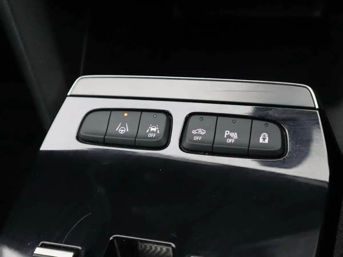 2022-vauxhall-mokka-e-elite-premium-big-31