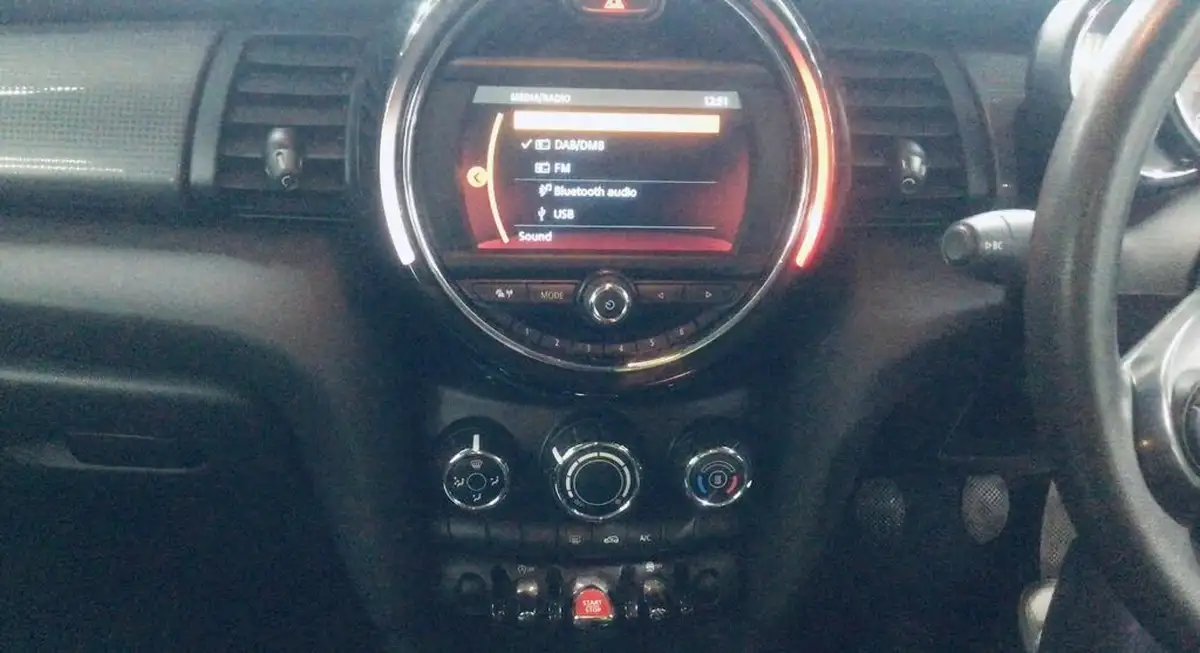 2018-mini-cooper-15-cooper-series-ii-ss-hatchback-5d-big-4