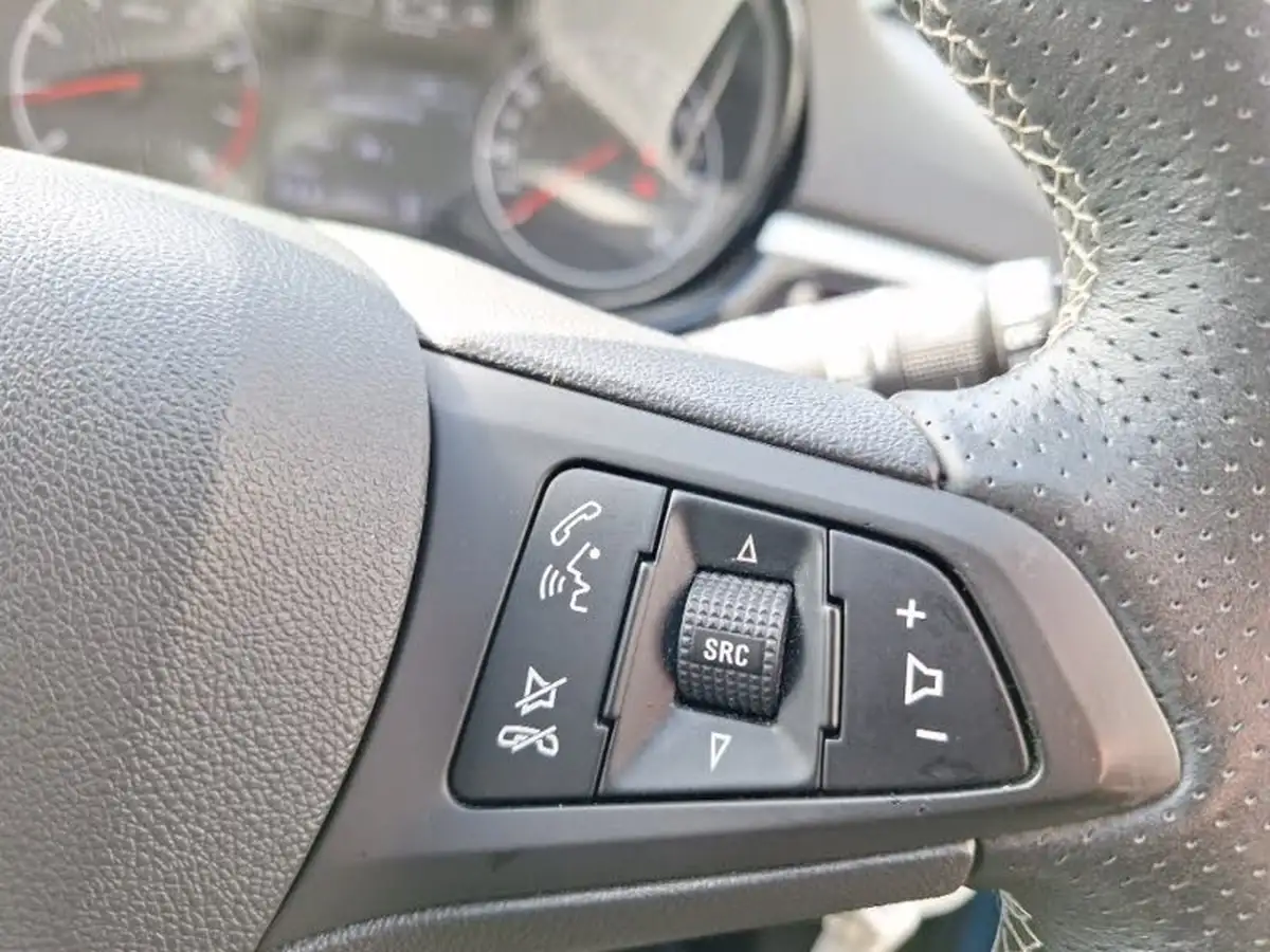2019-vauxhall-corsa-14i-sri-vx-line-nav-black-90ps-5d-big-16