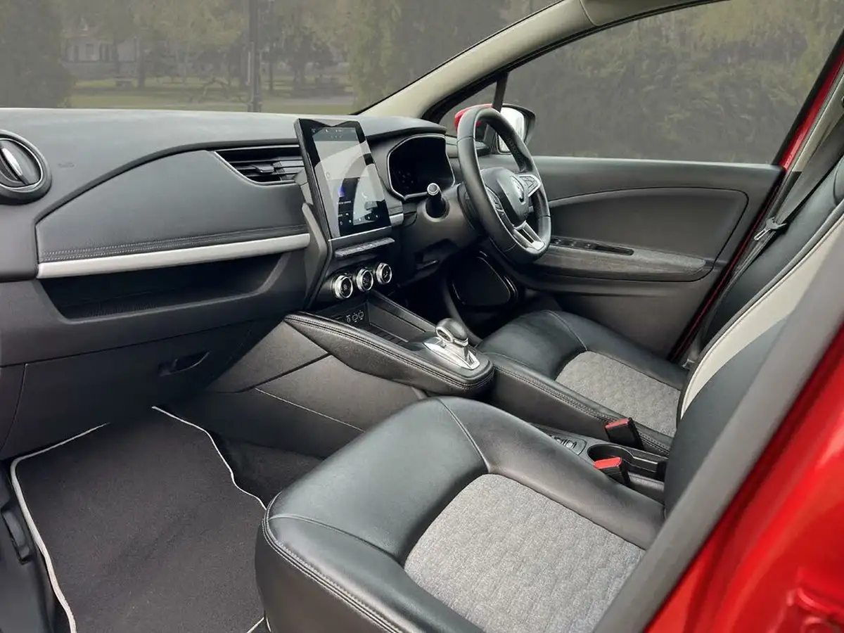 2021-renault-zoe-e-i-gt-line-big-14