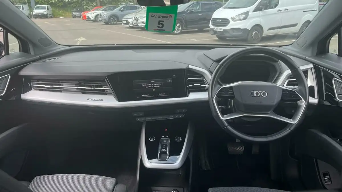 2021-audi-q4-e-tron-40e-sport-station-wagon-big-4