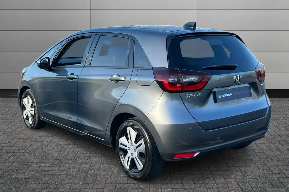 2020-honda-jazz-15-i-mmd-ex-big-2