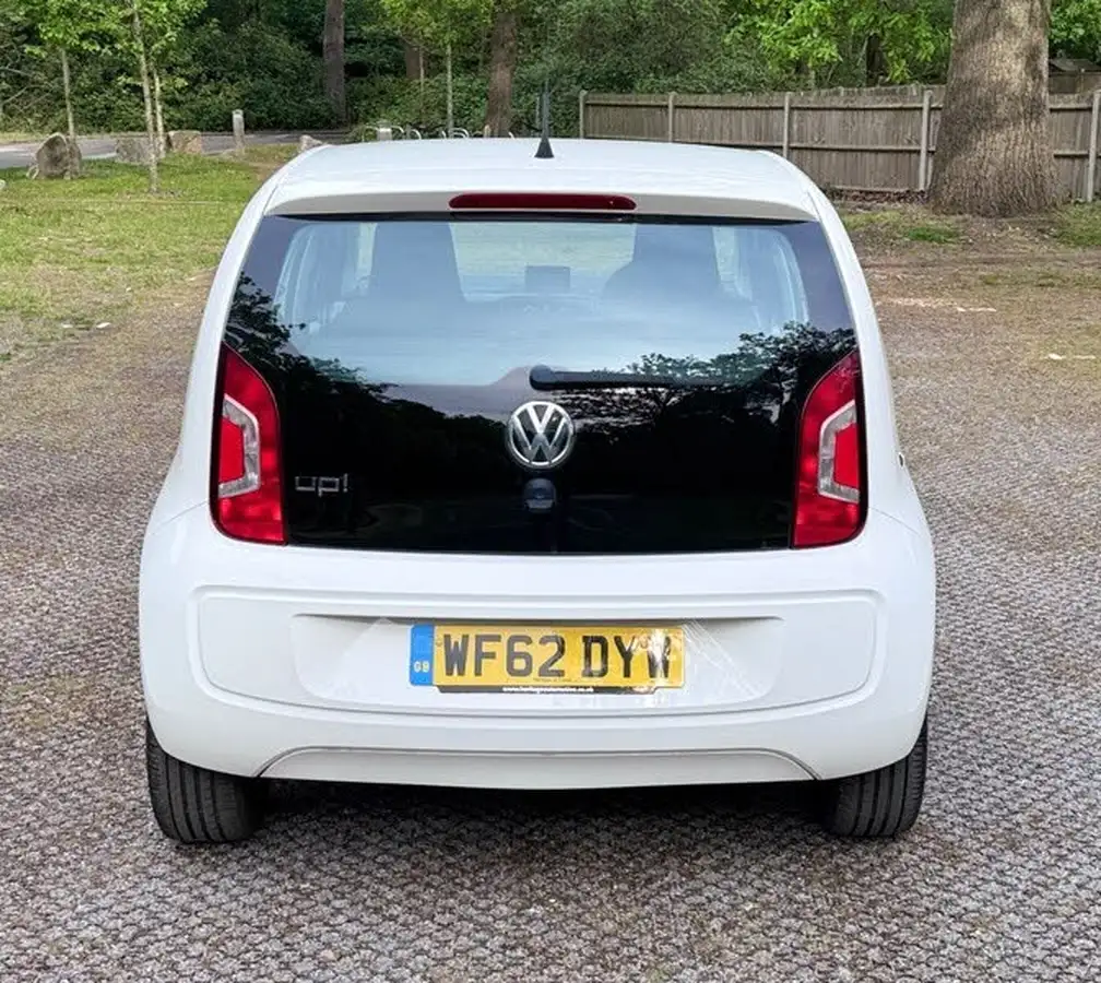 2012-volkswagen-up-10-high-up-5d-big-10