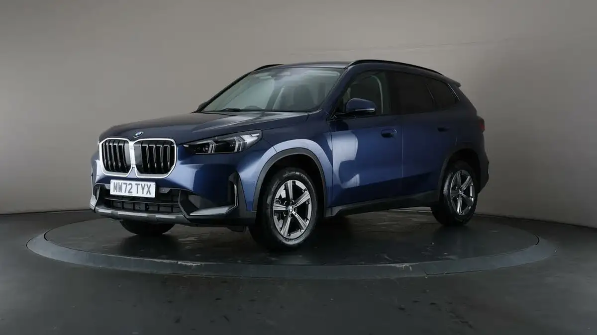 2022-bmw-x1-20td-sdrive18d-sport-steptronic-big-43