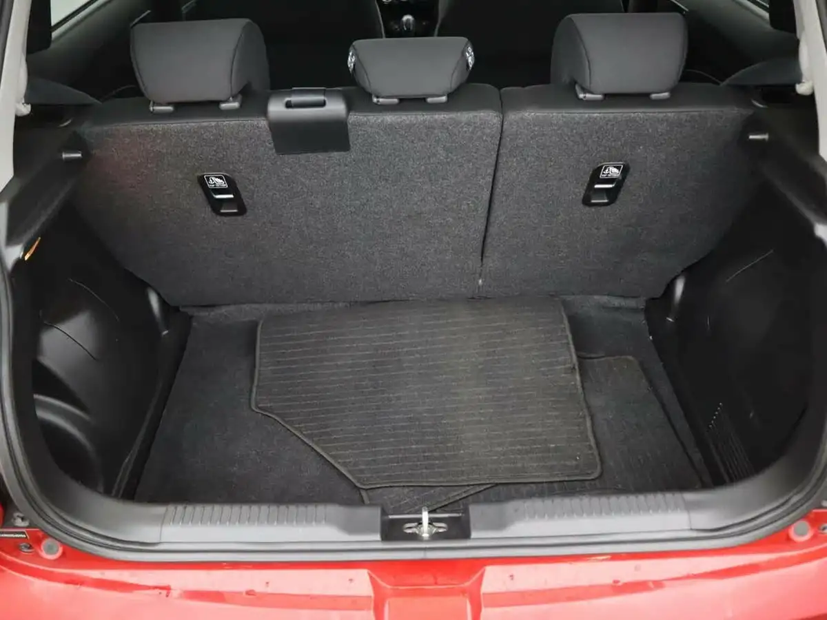 2021-suzuki-swift-12-dualjet-sz5-cvt-big-8
