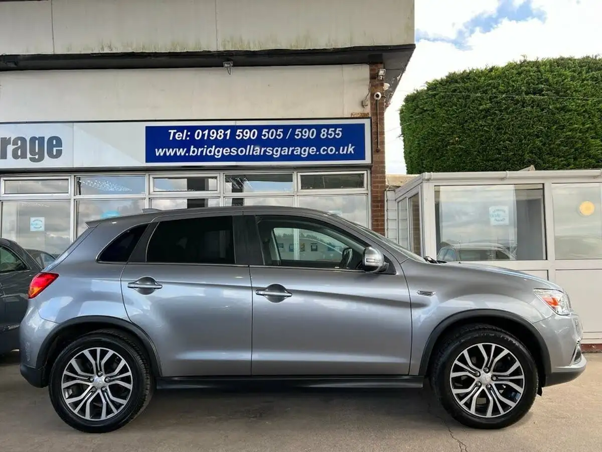 2018-mitsubishi-asx-16d-3-big-12