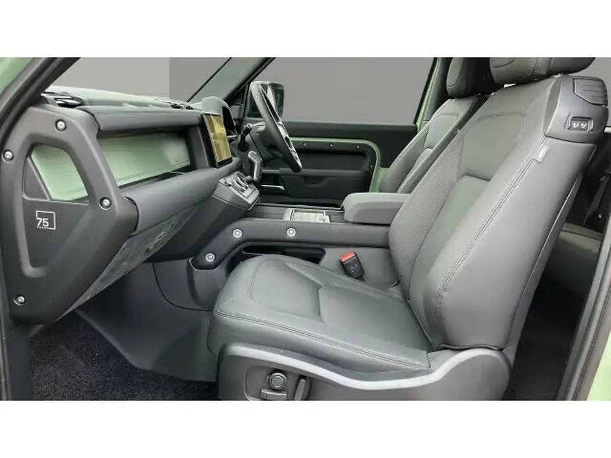 2024-land-rover-90-defender-30-d300-75th-edition-big-2