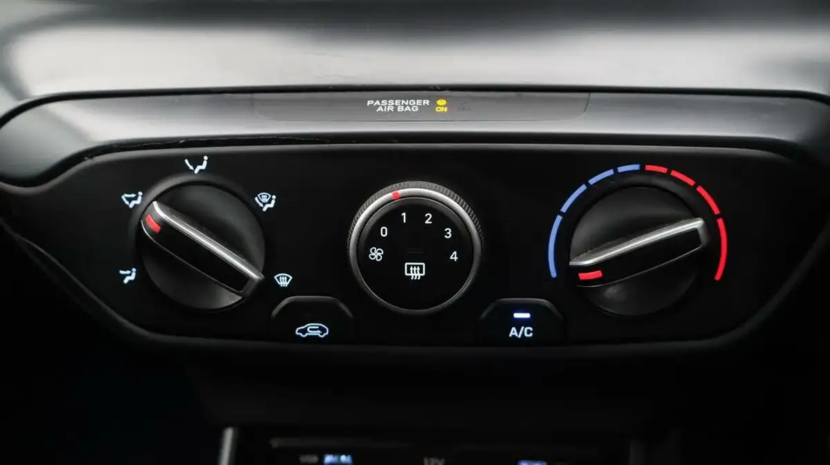 2022-hyundai-bayon-10-t-gdi-se-connect-dct-big-12