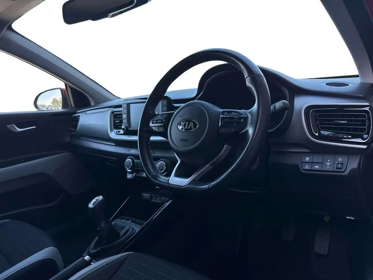 2019-kia-stonic-10-t-gdi-3-big-7
