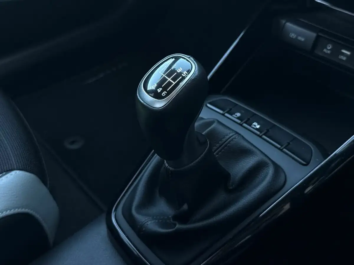 2019-kia-stonic-10-t-gdi-3-big-27