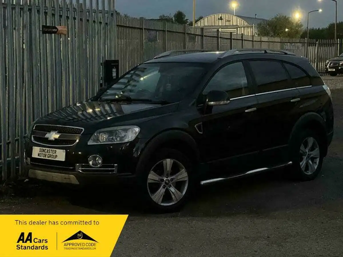 2010-chevrolet-captiva-20td-ltz-big-0
