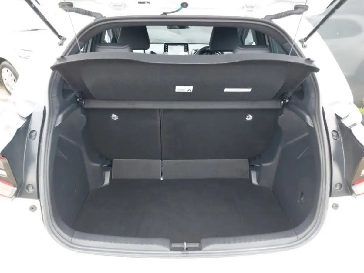 2022-toyota-yaris-15-vvt-i-dynamic-big-7