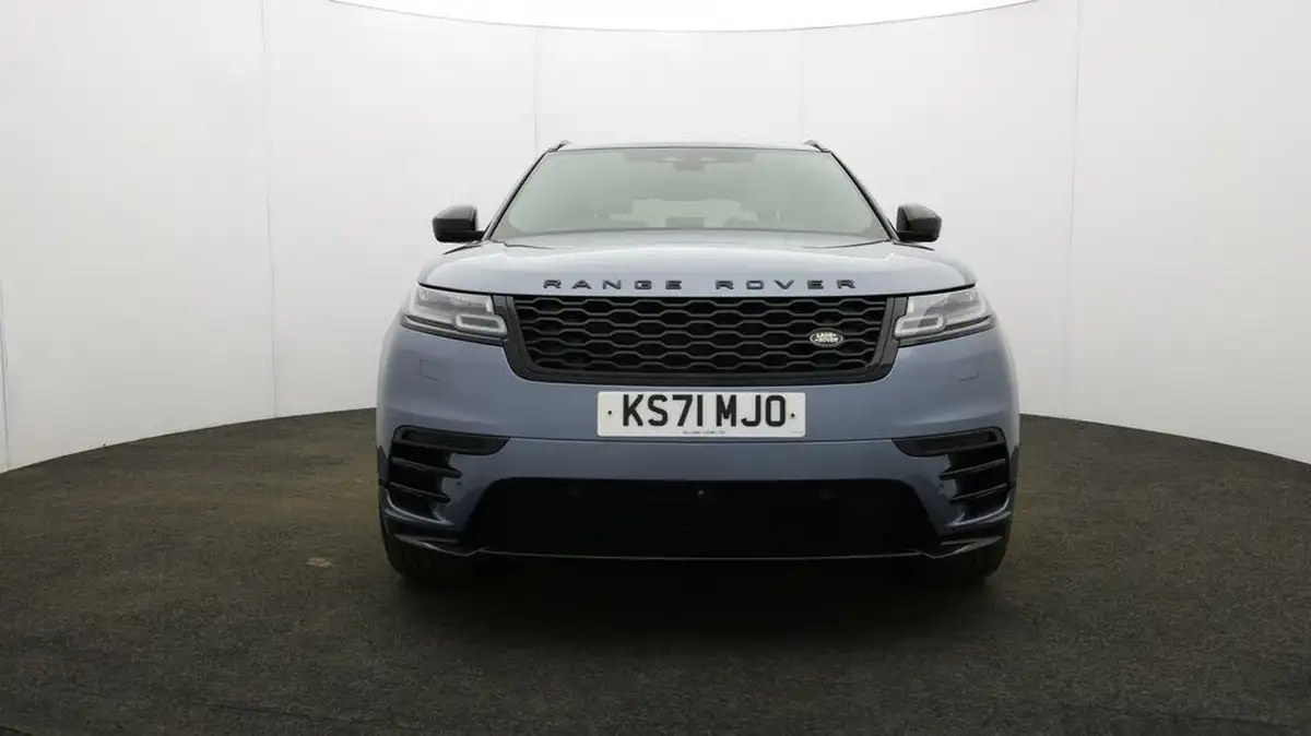 2022-land-rover-range-rover-velar-20-d200-r-dynamic-hse-big-39