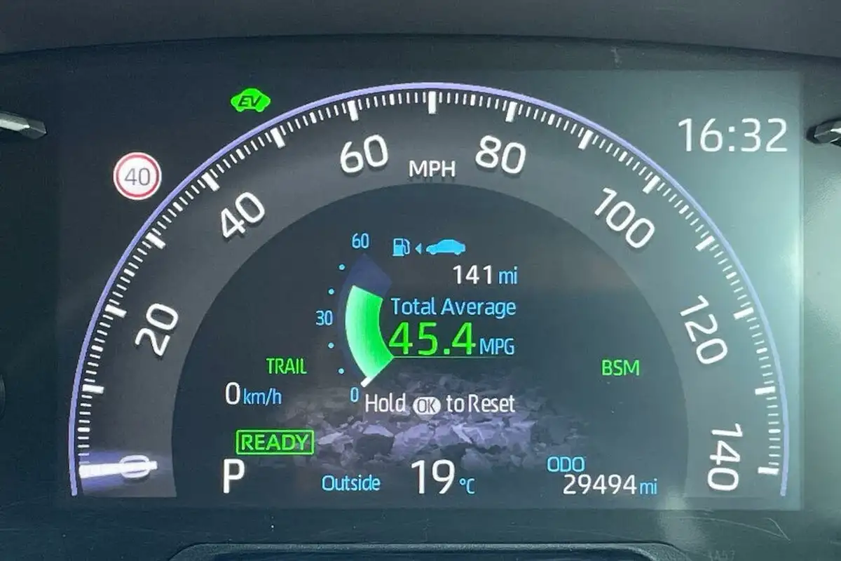 2022-toyota-rav4-25-vvt-i-excel-219bhp-big-11