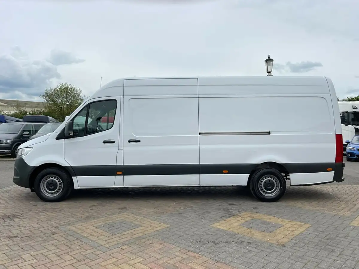 2021-mercedes-benz-sprinter-20cdi-315-l1h1-progressive-150pseu6dt-panel-rwd-eco-gear-360-big-8